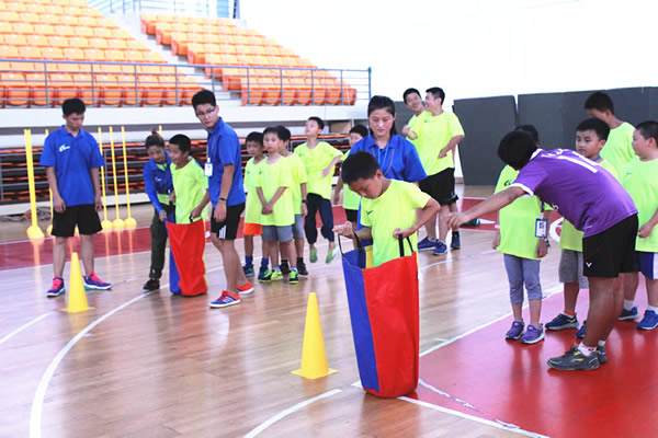 夏令营欢乐时光