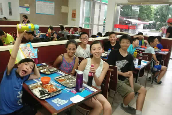 夏令营欢乐时光