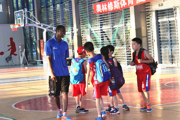 夏令营欢乐时光