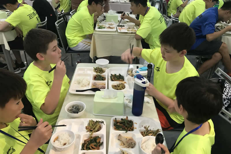 夏令营欢乐时光